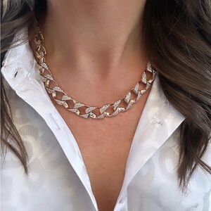 Park Lane Wynnona Necklace - Gold Thick Chain Necklace